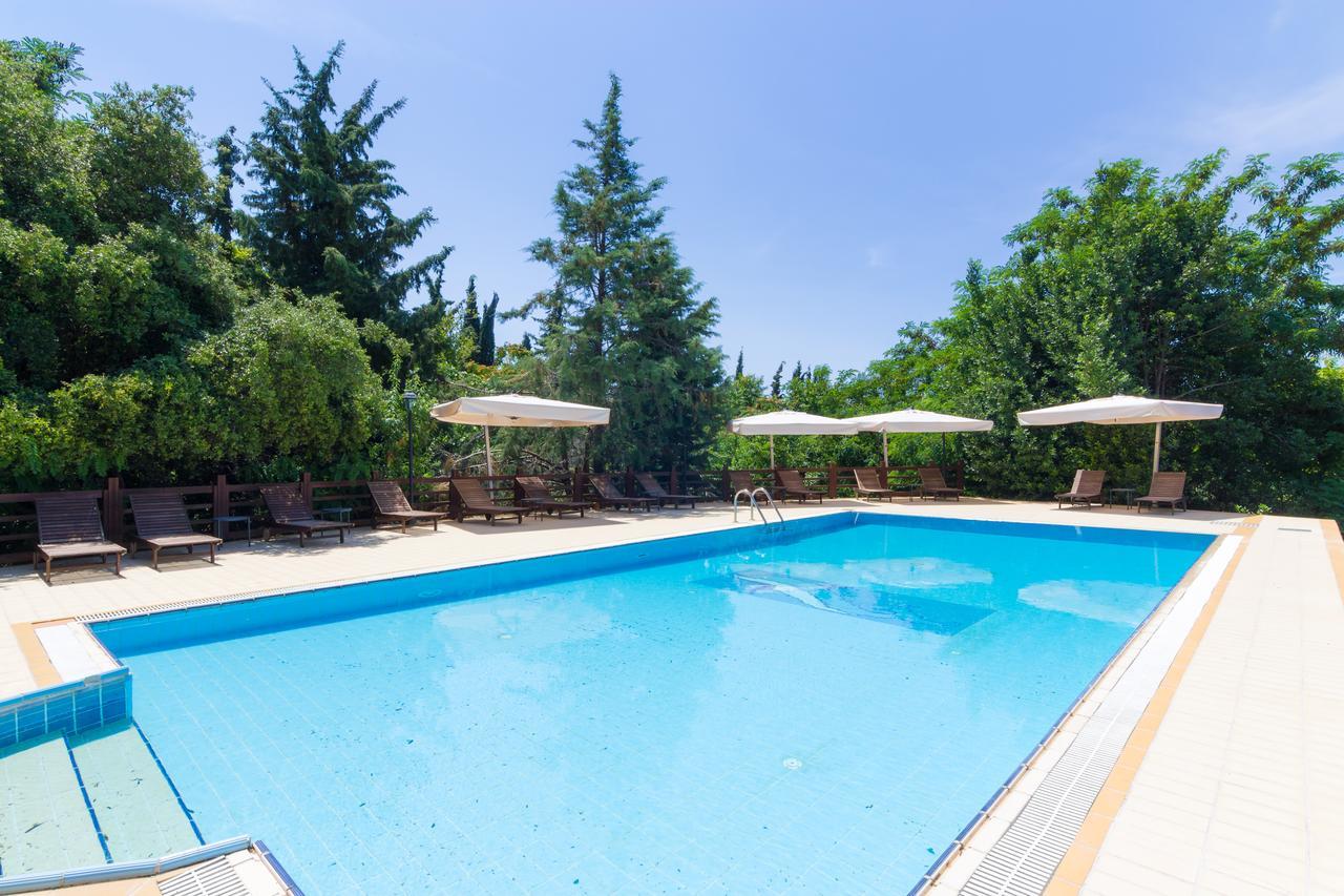 Отель Filosxenia Roxani Country House Марония Экстерьер фото